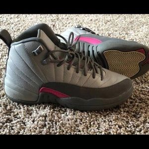 Jordan 12 Retro CG Wolf Grey - Vivid Pink